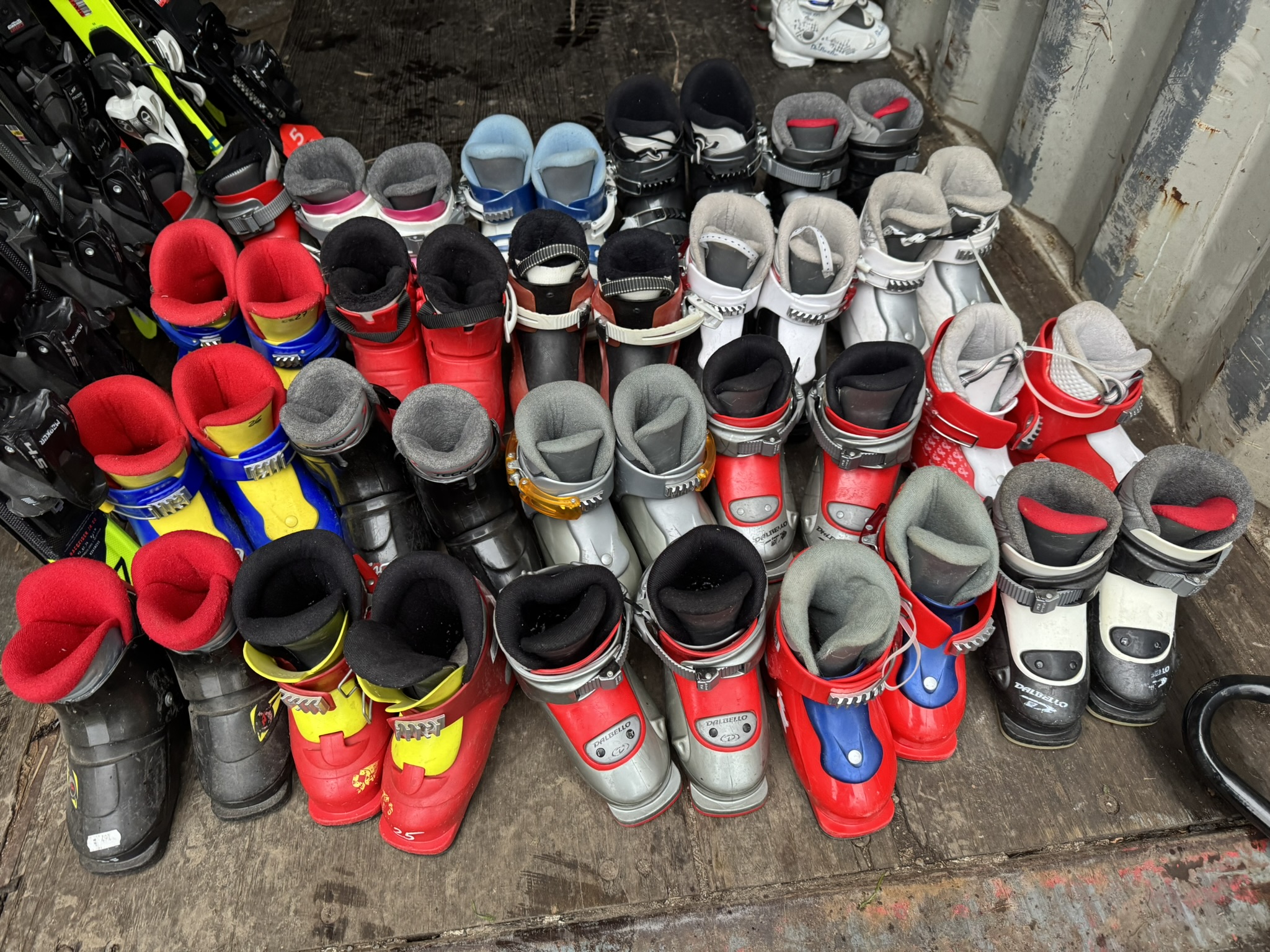 55x kids boots-package no. 7