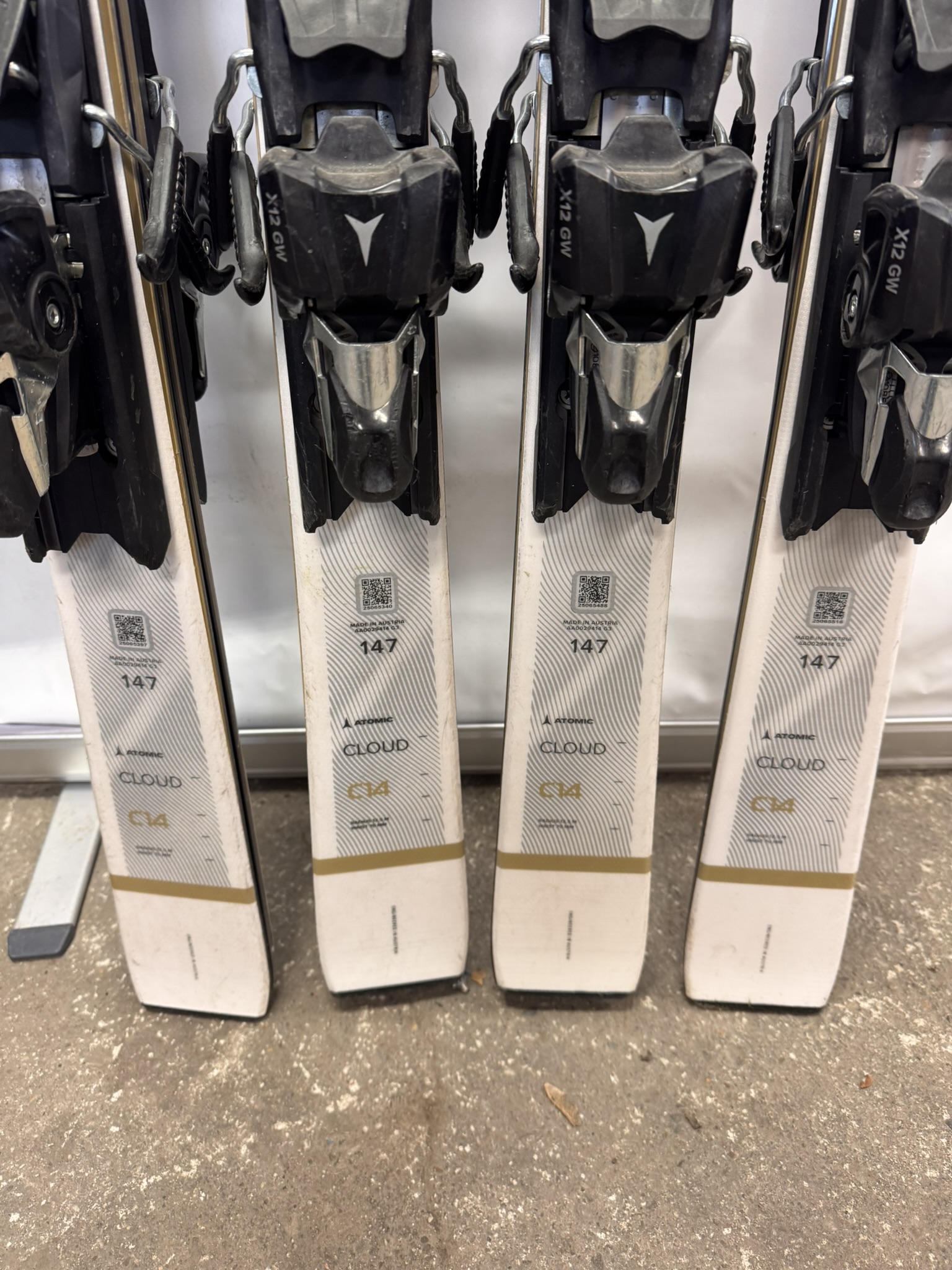Atomic C12 Revo 21/23 Package 14 pairs